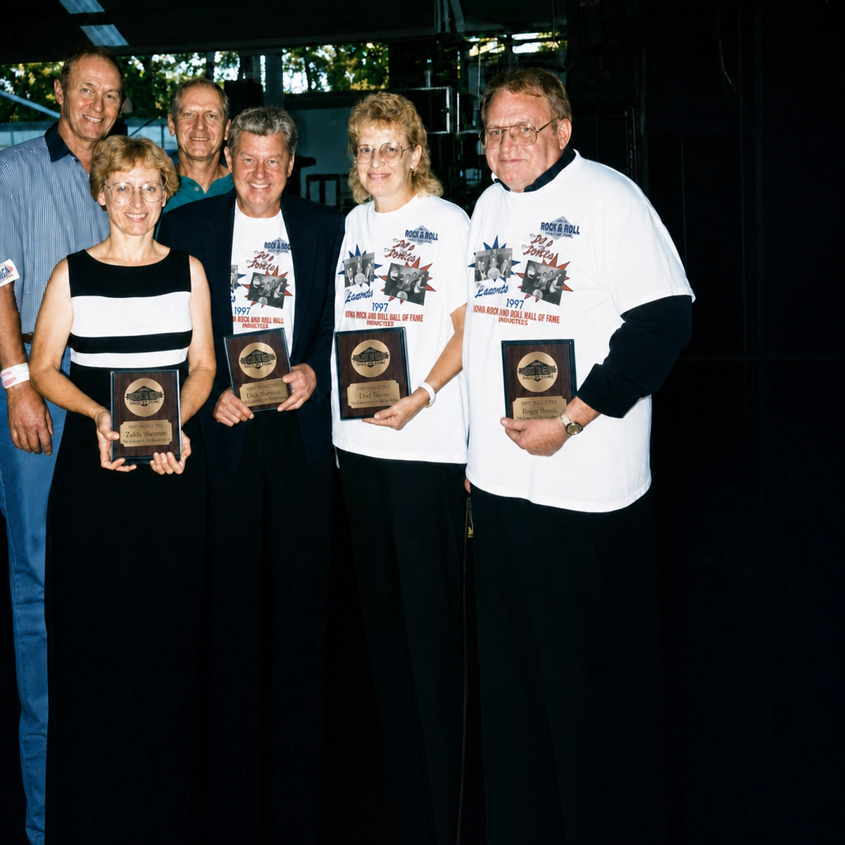 The Do's & Don'ts: Zelda, Dick, Sandy, & Roger with plaques