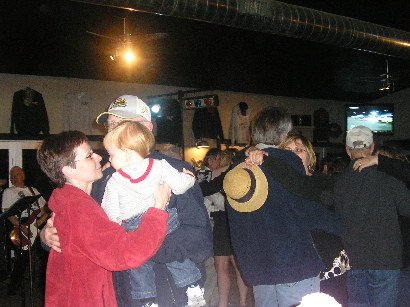 The Do's & Don'ts Slow Dancing at Bobbers Grill