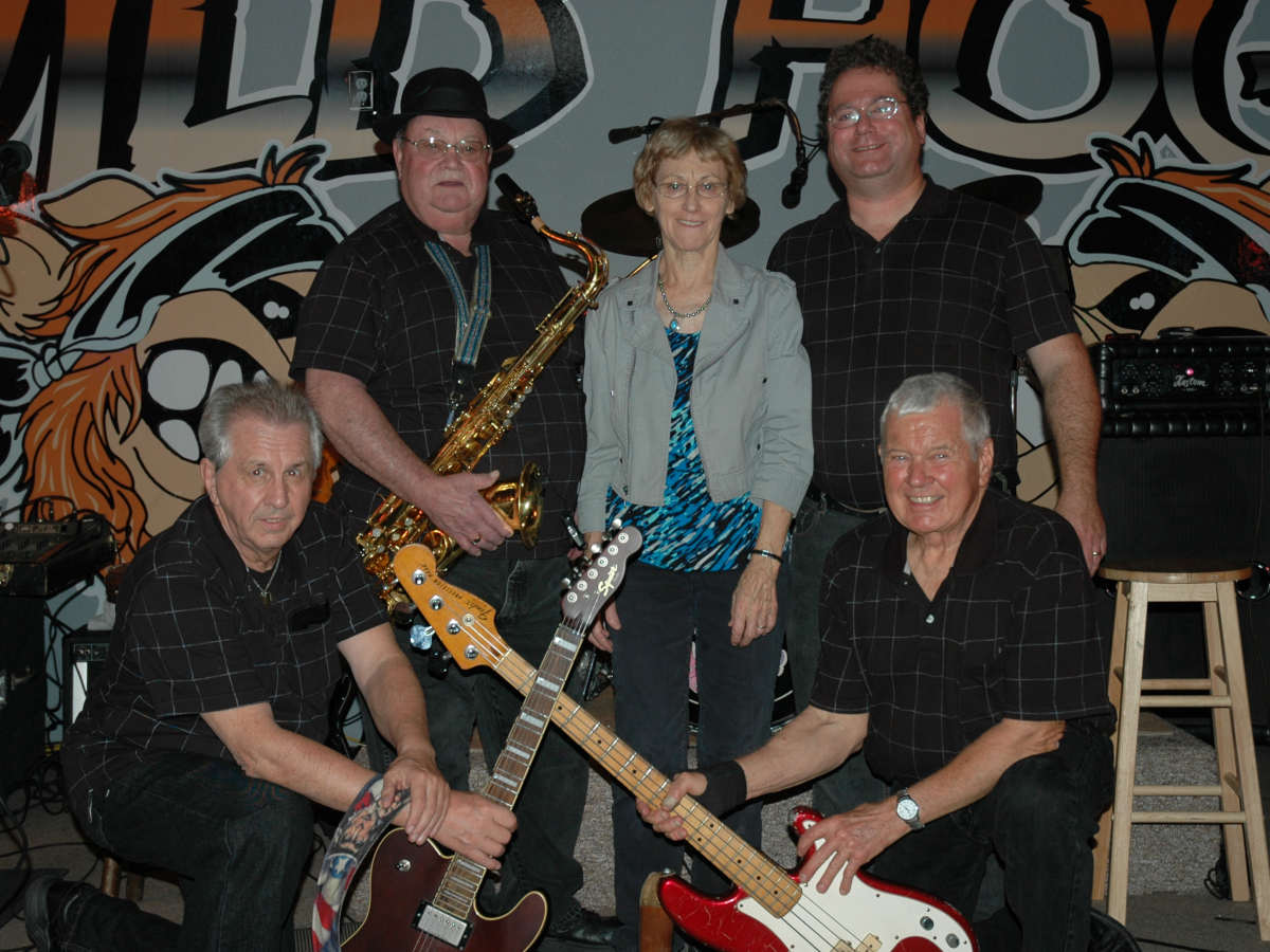 The Do's & Don'ts Band at Walford, Iowa 2012